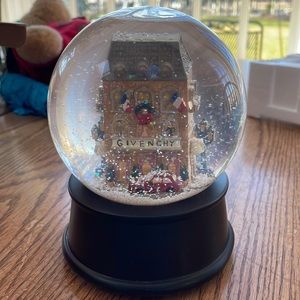 Givenchy musical snow globe